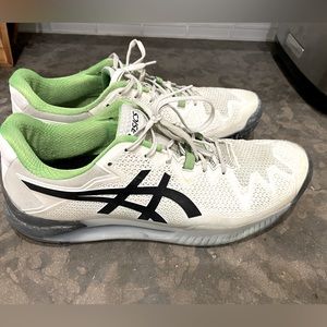 ASICS men’s tennis Gel-Resolution 8 S 11. Good condition, support and tread